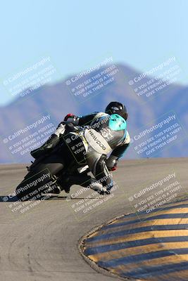 media/Jan-14-2022-Apex Assassins (Fri) [[4609ad47be]]/Trackday 2/Session 3/Turn 12 Backside/